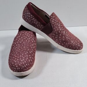 04215 Spenco maroon leather w/ dots Rivtalign slip on sneakers 9